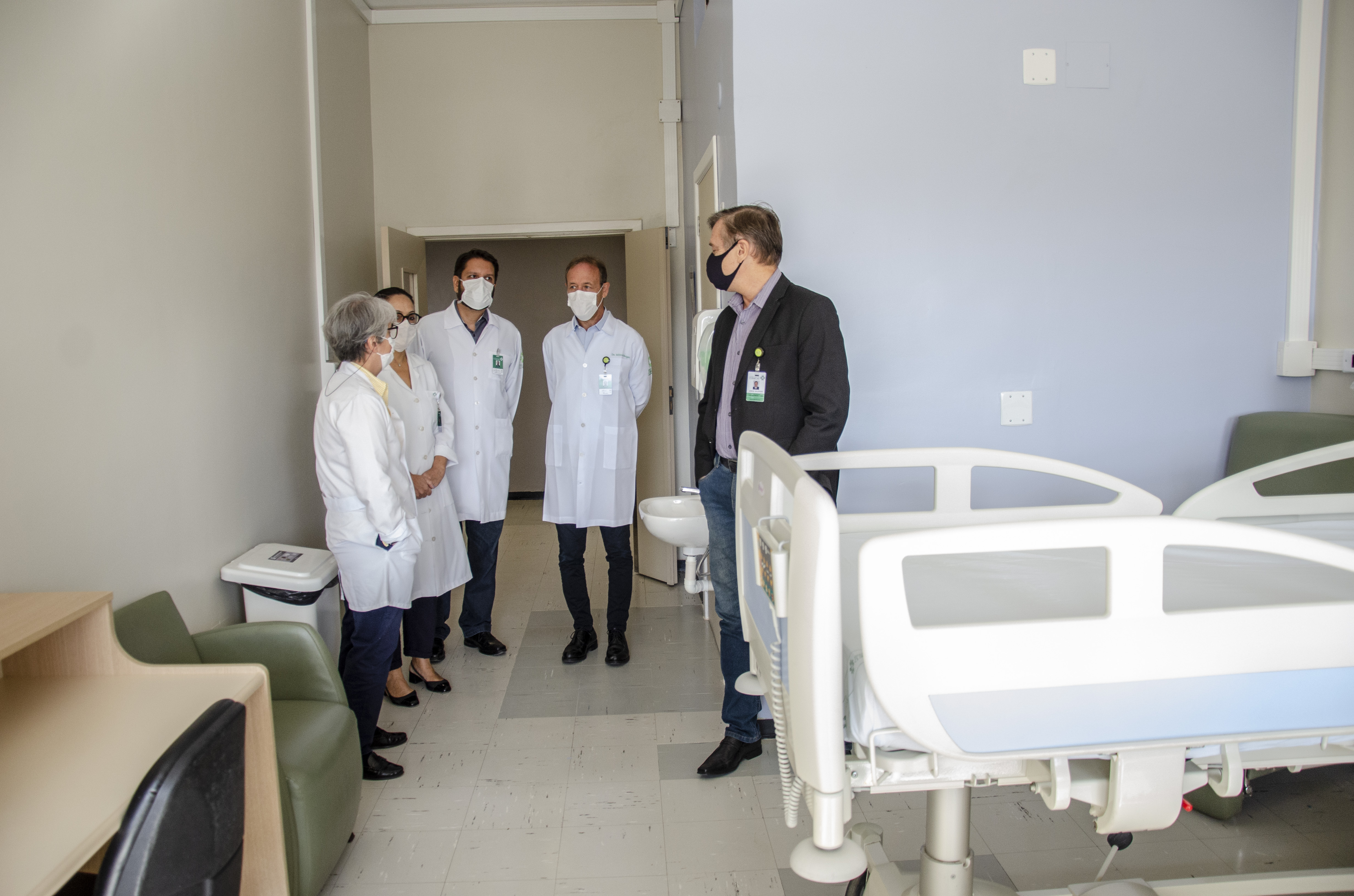 21 4 19 visita da prof nadine a unidade de psiquiatria 9 sul 12