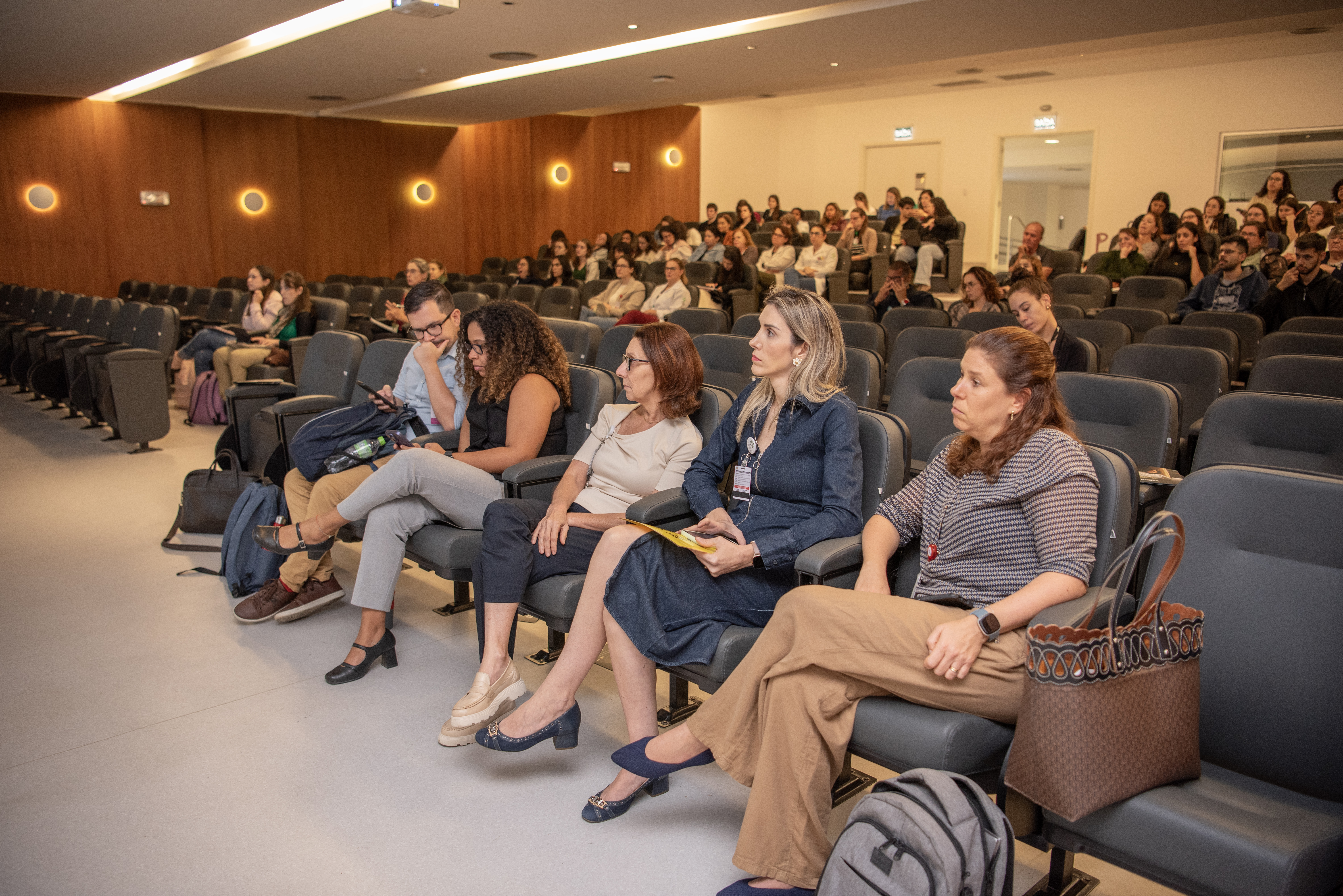 25-5-20_treinamento_para_o_cuidado_interdisciplinar_na_doenca_de_parkinson_4.jpg