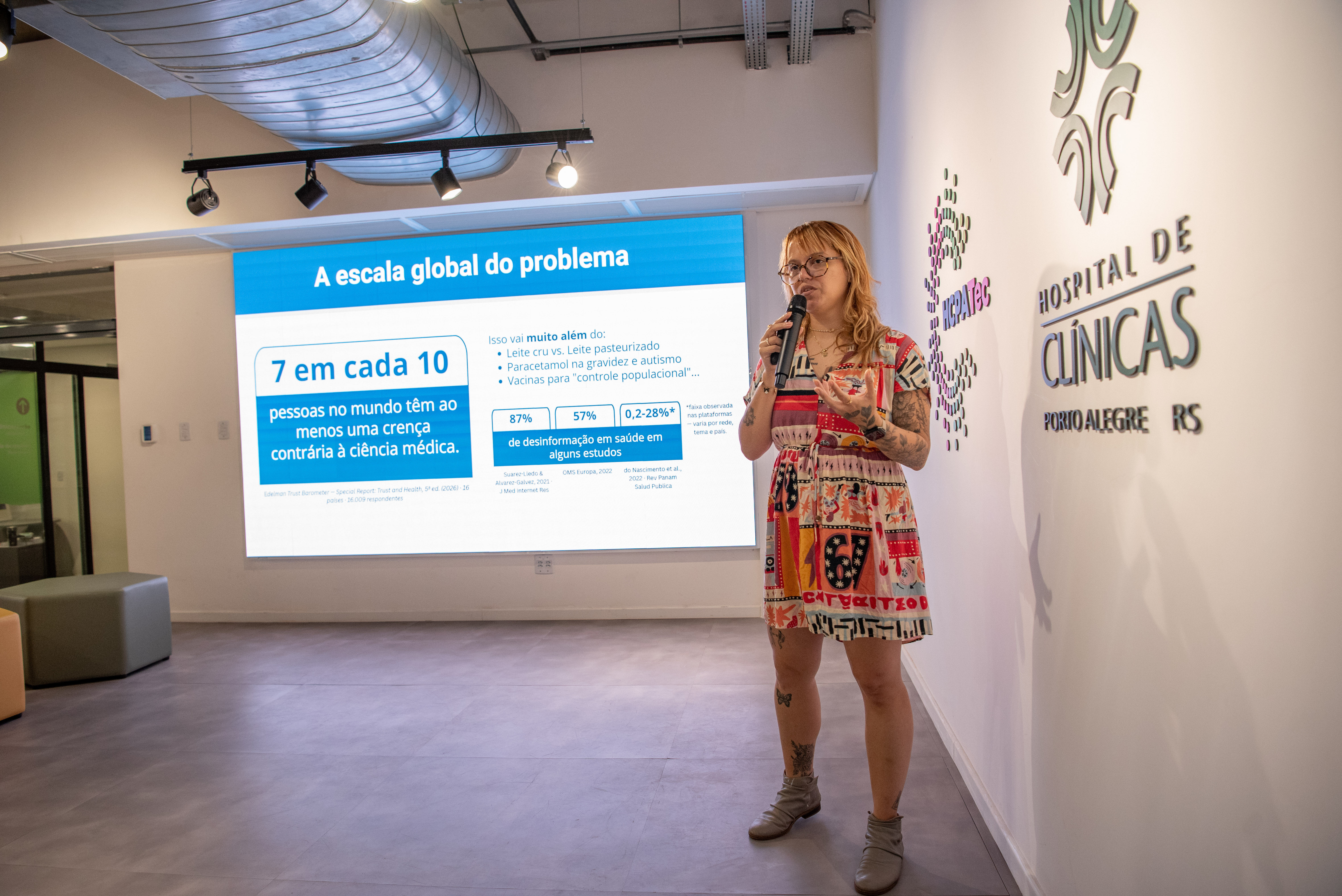 26-10-8_semana_cientifica-34.jpg