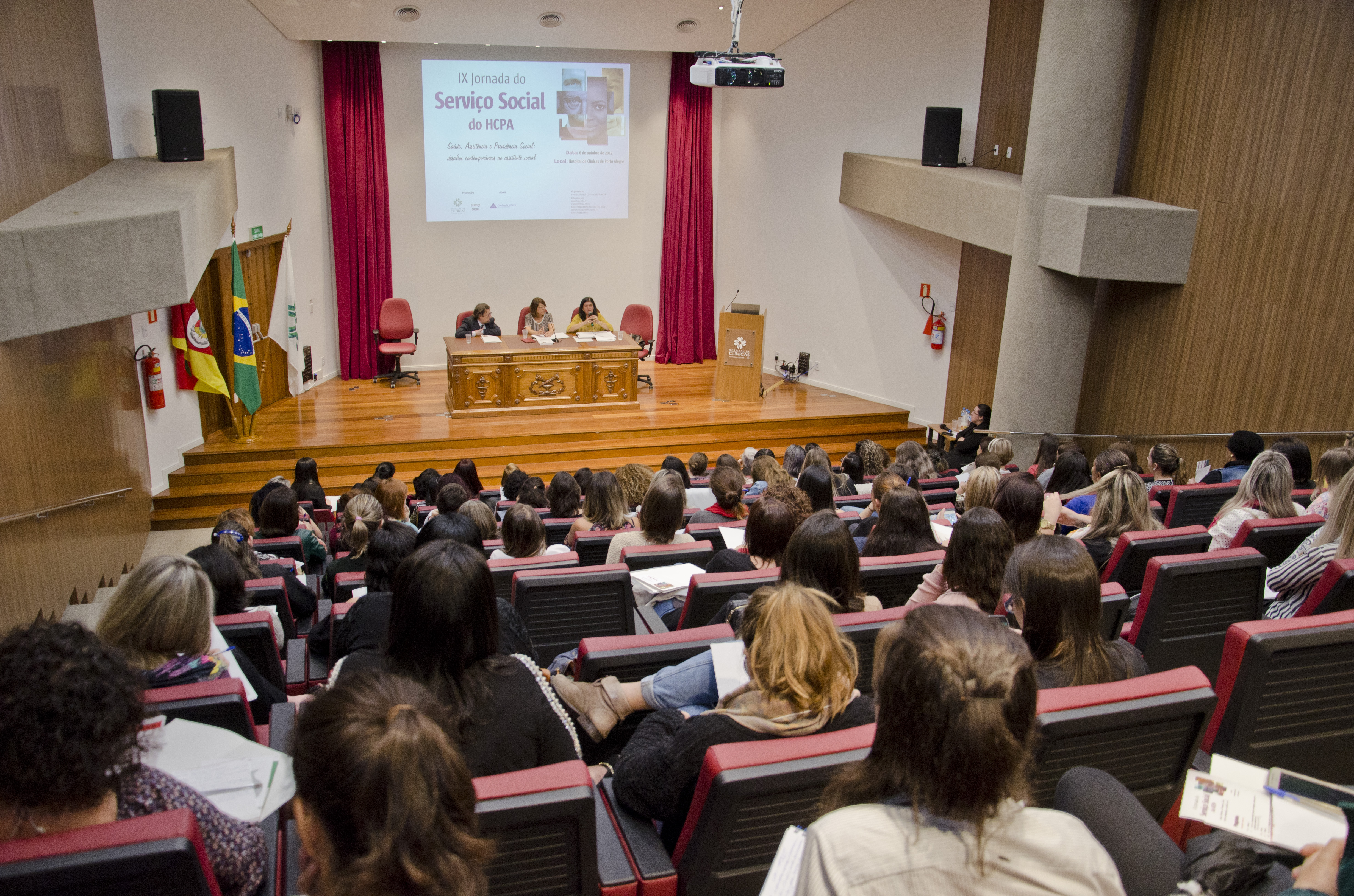 Mesa redonda sobre previdência social